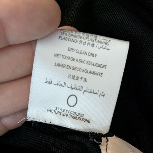 BCBG Prom Dress Maxi Gown 10 Black Ruffle Strapless Glam Goth Satin Tier Classic - Picture 12 of 14